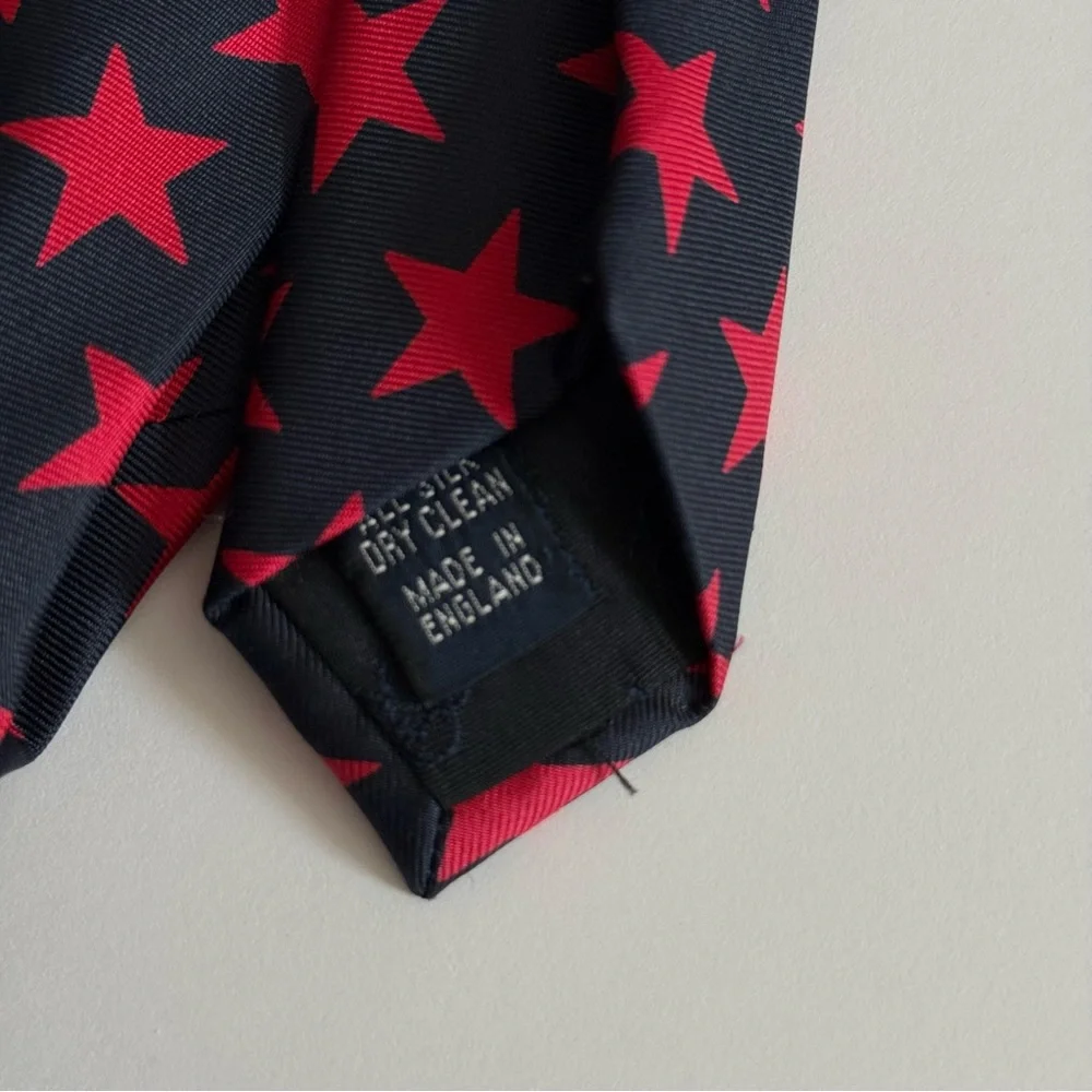 Elegant Kent and Curwen Star Patterned Men's pure silk Tie